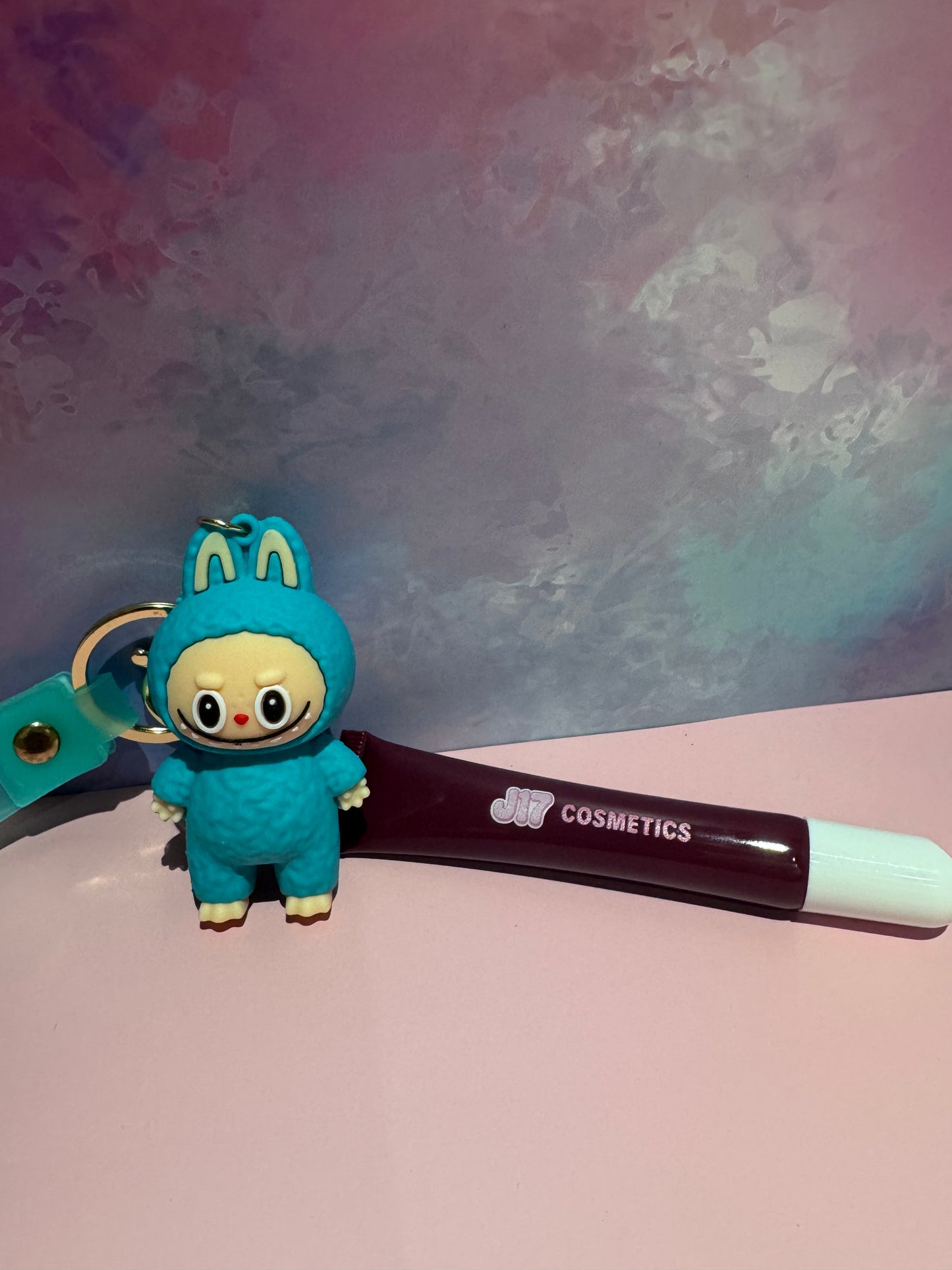 Labubu lipgloss - CHERRY