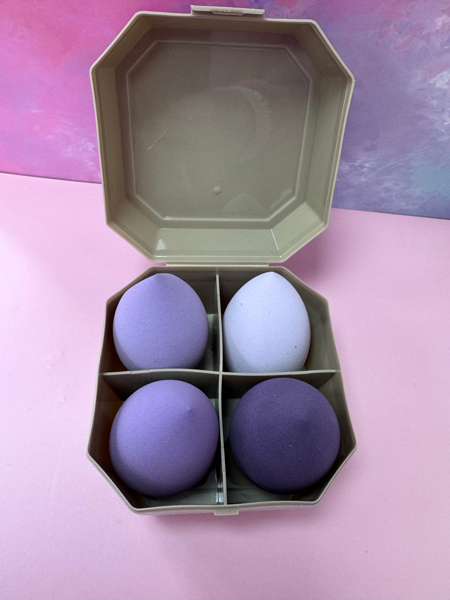 Box 4 beauty blenders